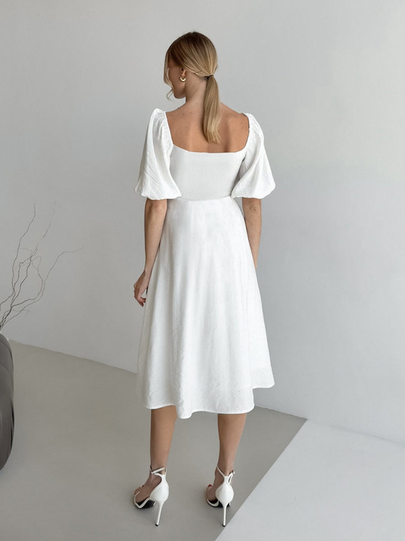 8a36d850a44347d8a20a44f772003b22-Max